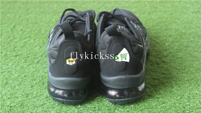 Nike Air Vapormax Plus Triple Black